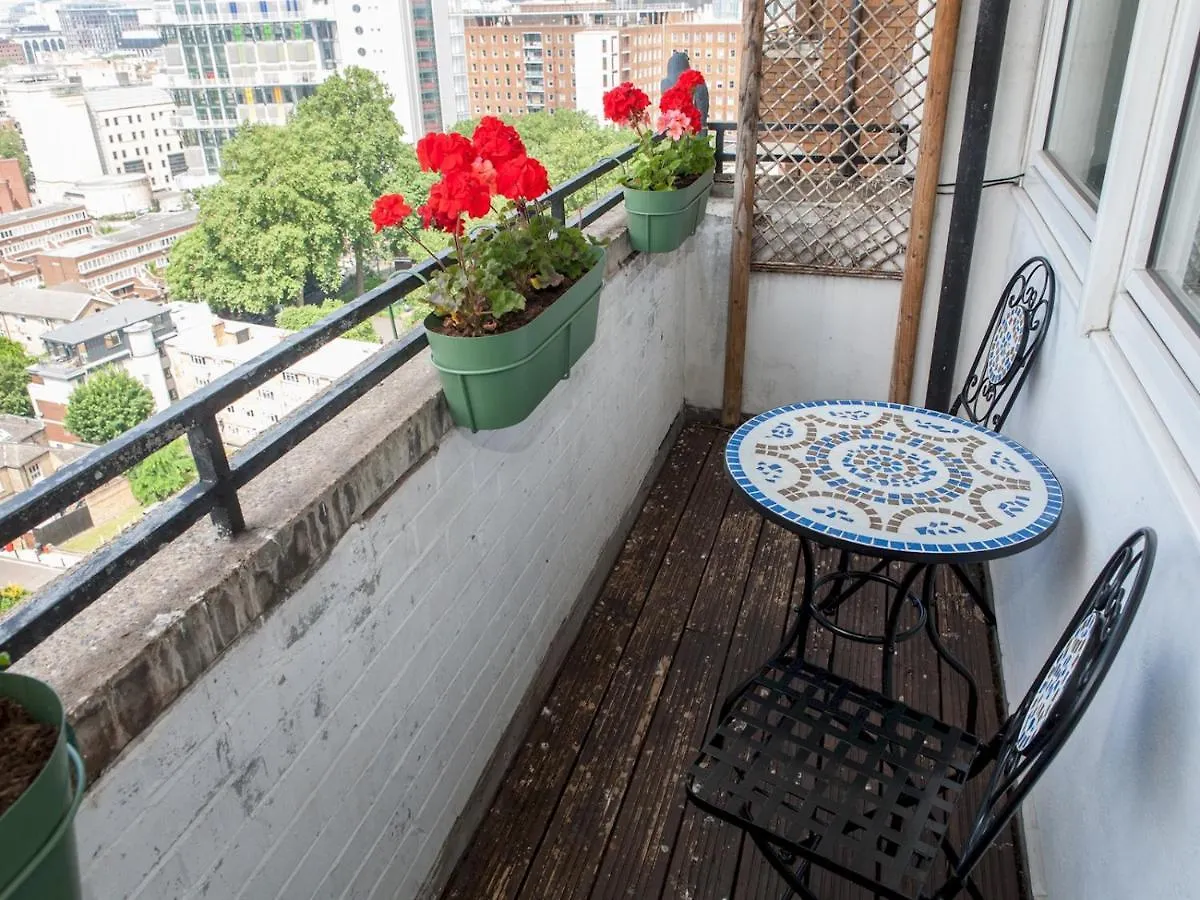 Pass The Keys Spacious 2Bedroom Flat With Views In London Bridge