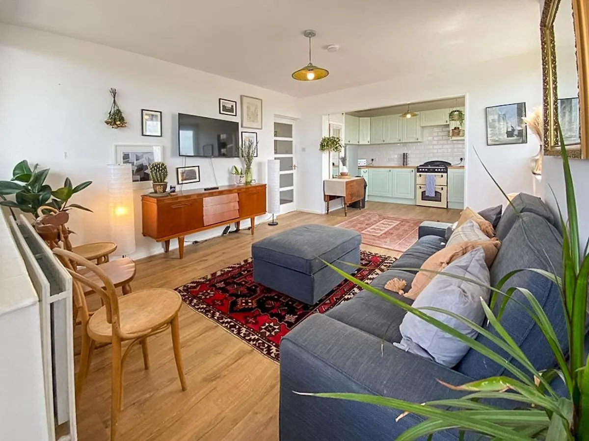 Pass The Keys Spacious 2Bedroom Flat With Views In London Bridge