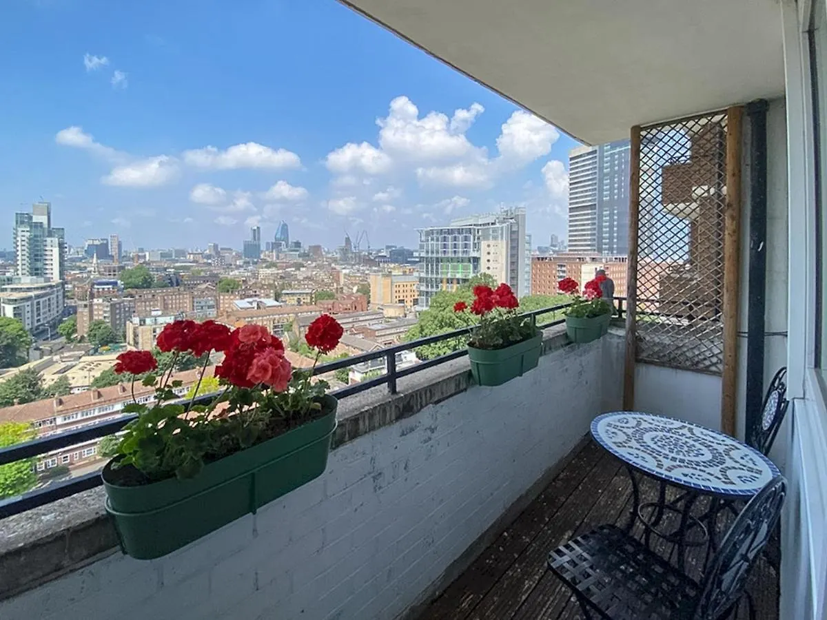 Pass The Keys Spacious 2Bedroom Flat With Views In London Bridge Apartment