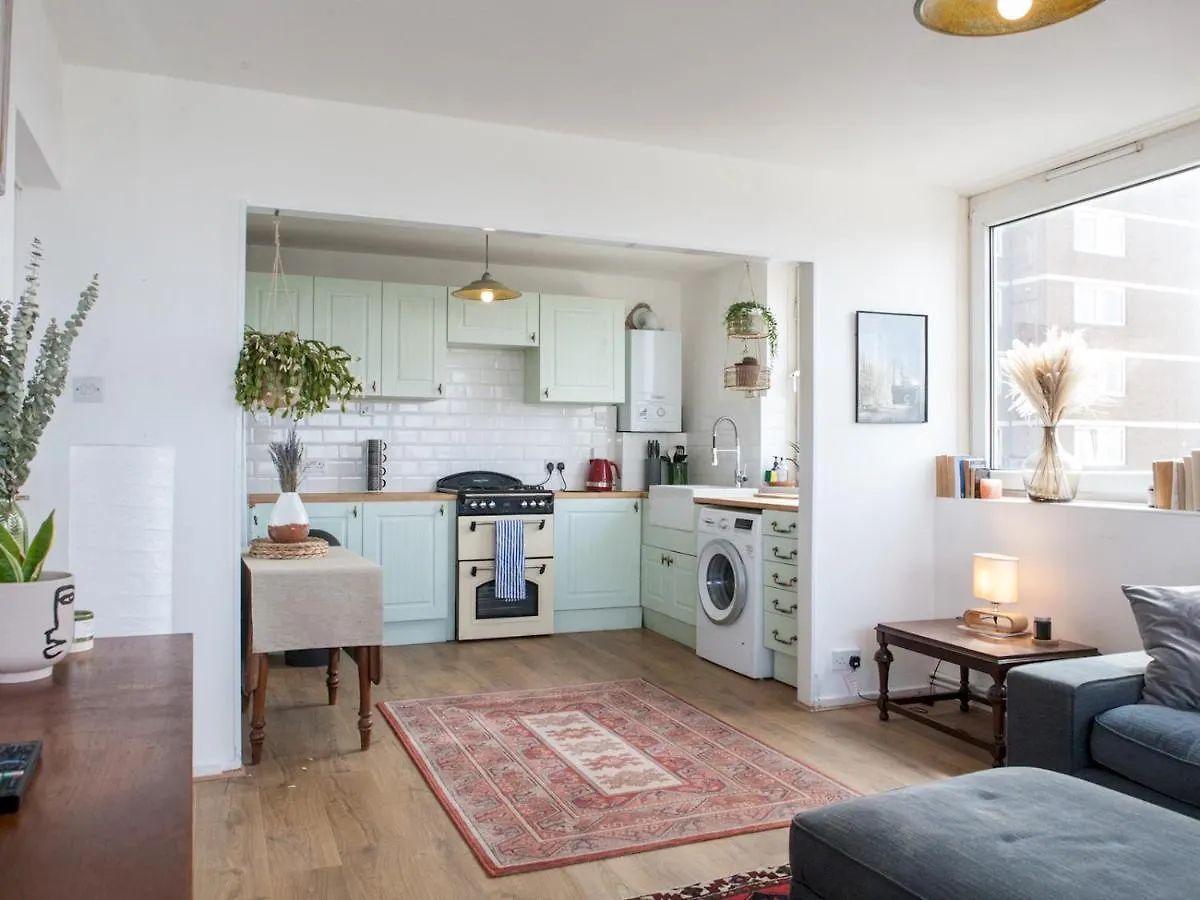 Pass The Keys Spacious 2Bedroom Flat With Views In London Bridge Apartment