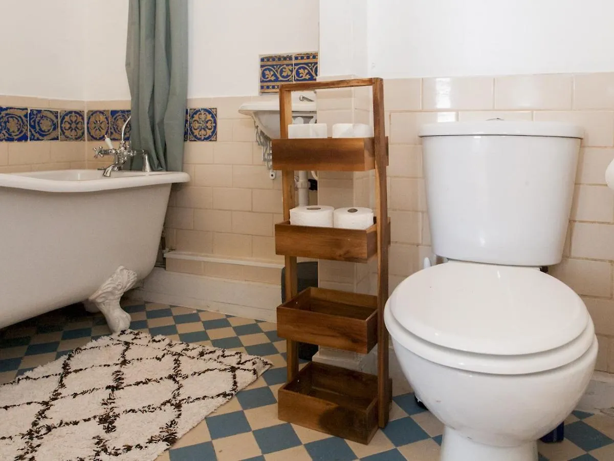 Pass The Keys Spacious 2Bedroom Flat With Views In London Bridge Apartment
